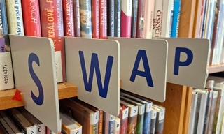 Swap - otoč knihu! říjen