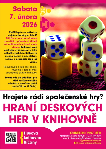 Hraní deskových her v knihovně